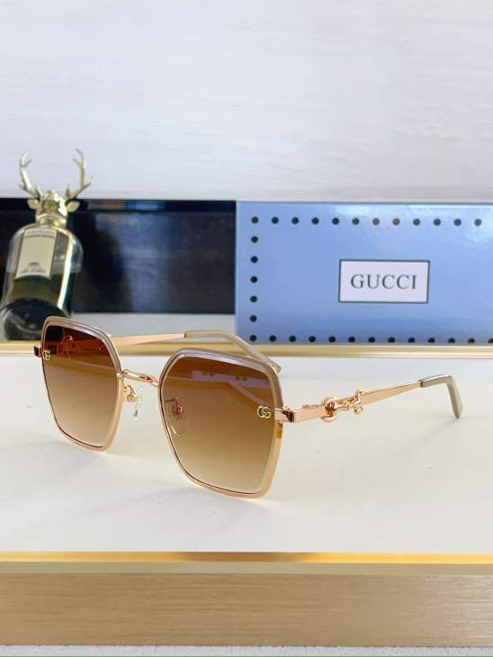 Picture of Gucci Sunglasses _SKUfw80914923fw